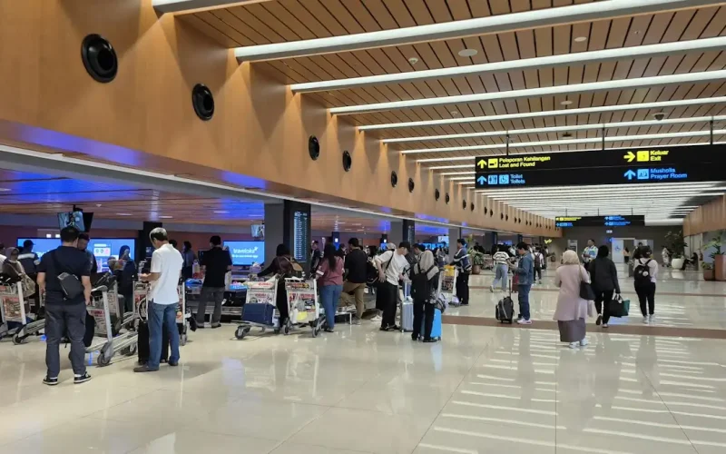 Antre Imigrasi Bali Saat Liburan 2027
